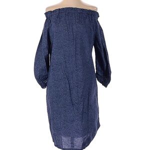 Malia mills paisley off the shoulder dress cover up in blue. Size small